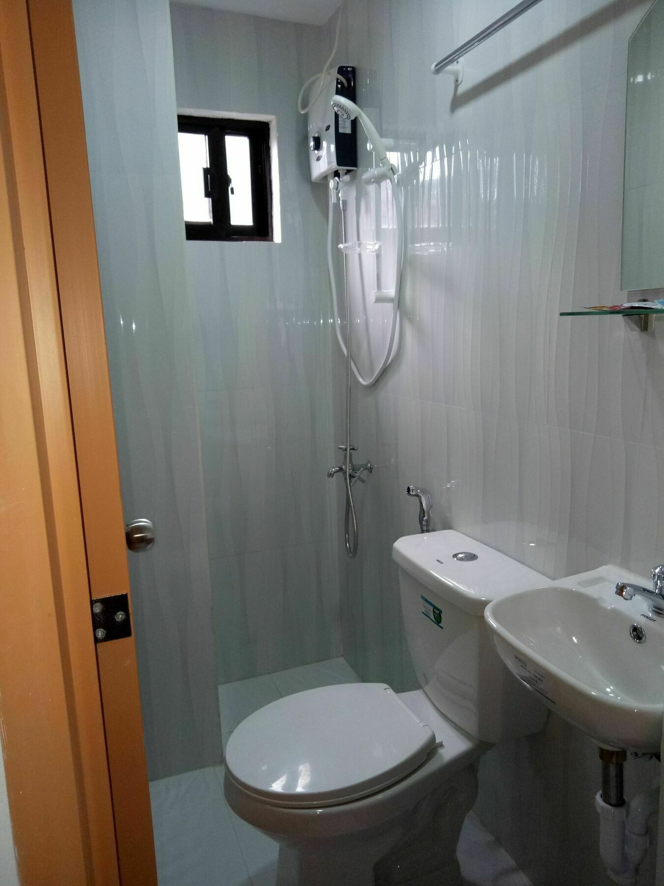 Alicia 3* Paranaque City